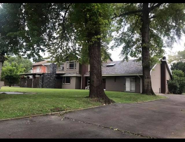 6 BEDROOM HOUSE TO LET IN THREE RIVERS